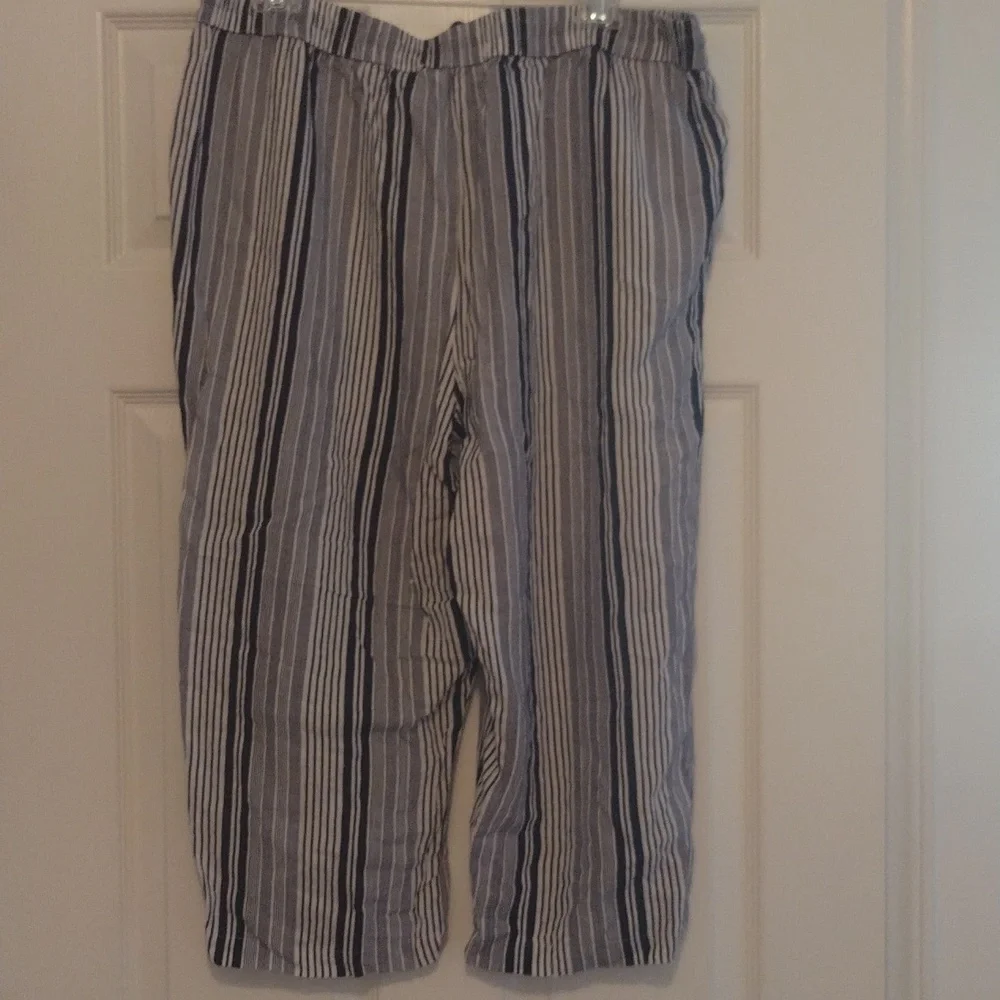 ⚡5/$25 Coral Bay linen blend capri length elastic pull string pants
